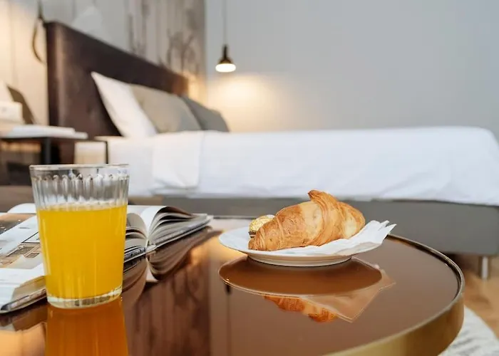 Apartment Charming & Modern - Cismigiu Park - Netflix Bucharest