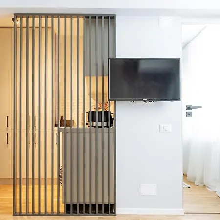 Charming & Modern - Cismigiu Park - Netflix Apartament *