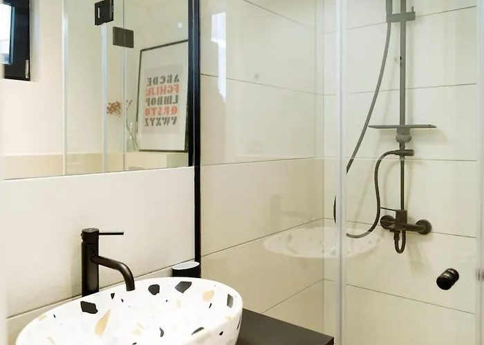 Charming & Modern - Cismigiu Park - Netflix Bukarest