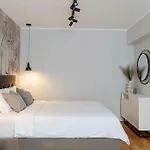 Charming & Modern - Cismigiu Park - Netflix Бухарест